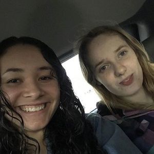 Meet your Posher, Shania